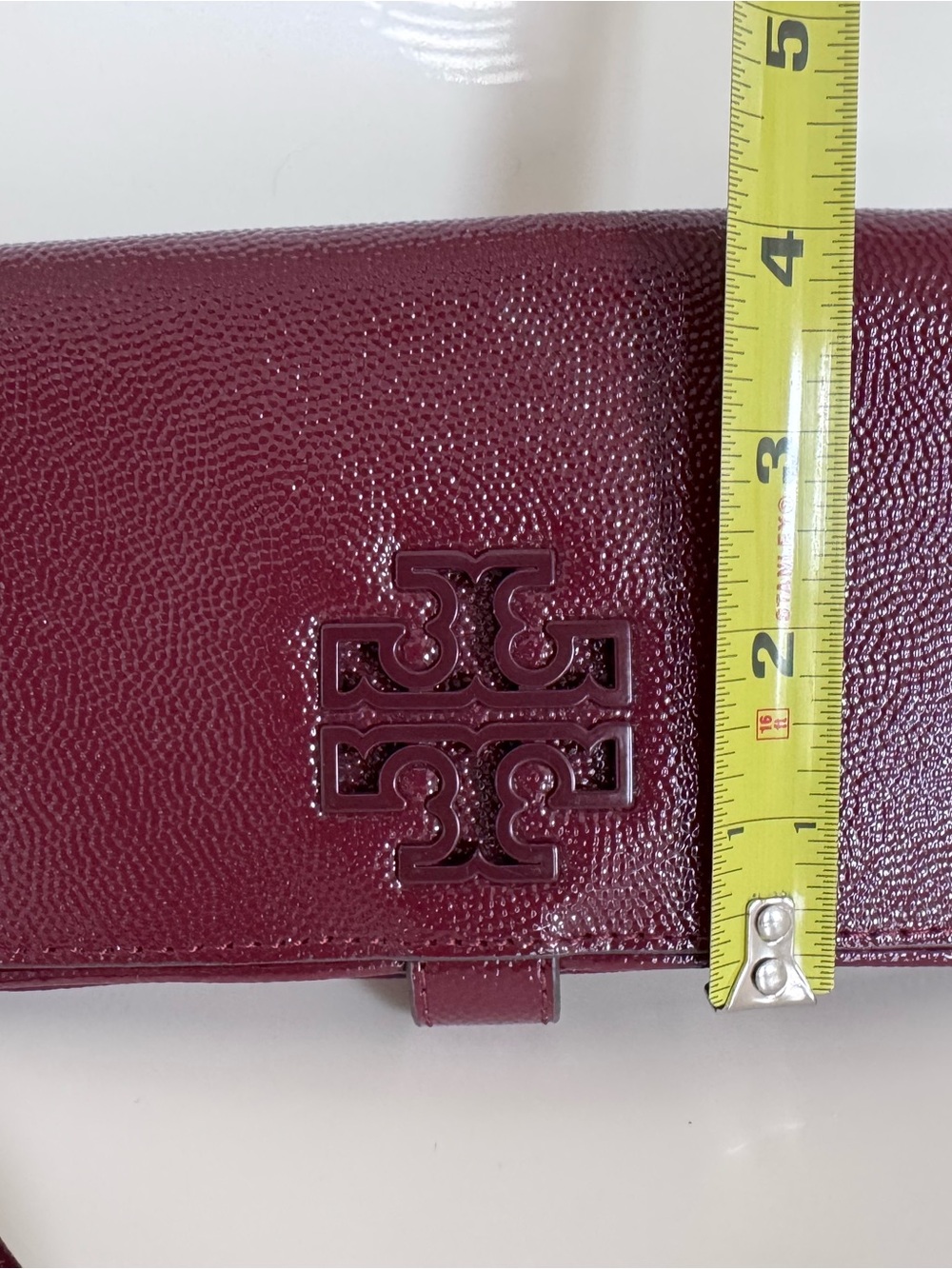 Tory Burch Robinson Patent Saffiano Leather Wristlet Wallet NWOT Burgundy Clutch - Picture 8 of 16